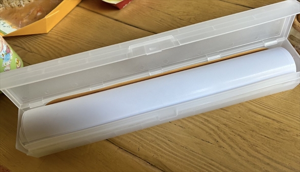 スーベニアランチョンマットを無印のラップケースで持ち帰るアイデア