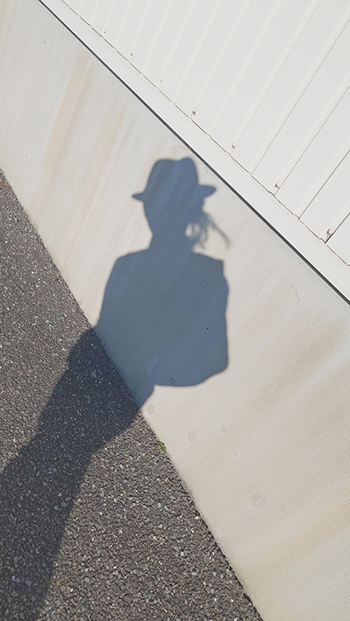 敵キャラすぎるシルエット