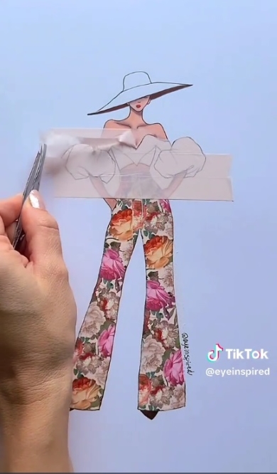 トップスの色もチェンジ