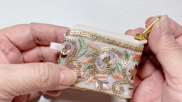 100均リボンで作るポーチ