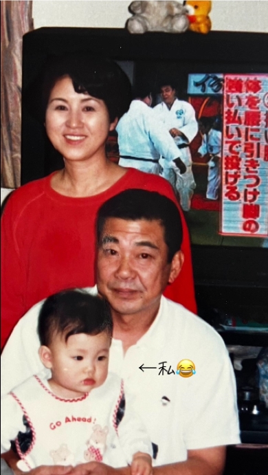 若見えする祖母の昔の写真