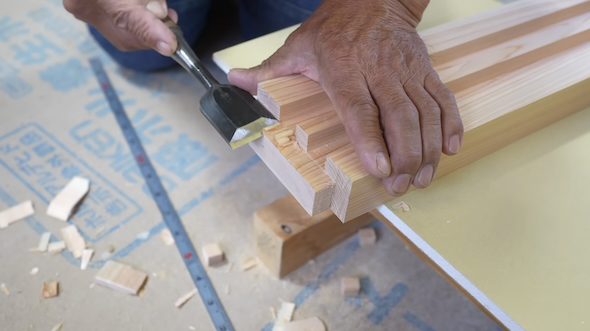 ノミを使う作業