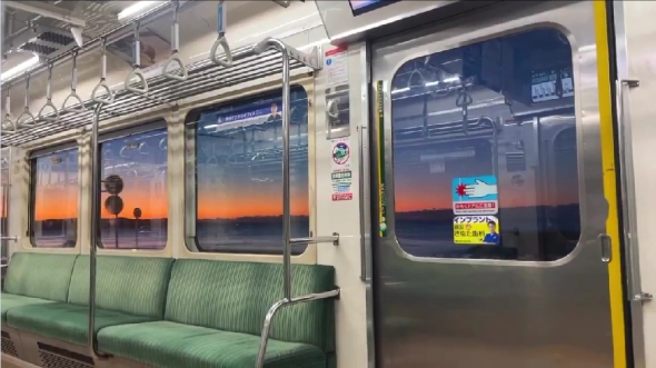 江ノ電から見た朝の風景