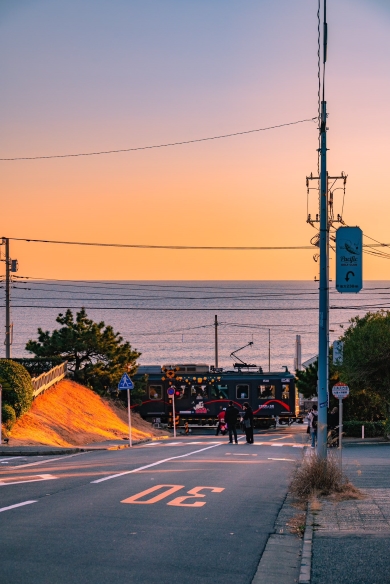 江ノ電から見た朝の風景