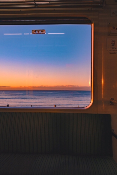 江ノ電から見た朝の風景