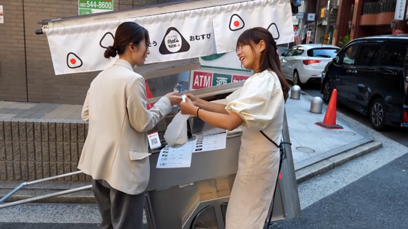 ワンオペ おむすび 屋台 27歳 女性 手作り おにぎり専門店 that's rice 広島