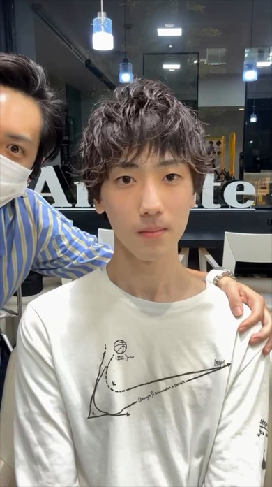 北海道から上京した男子が親の薦めで来た美容院で大変身