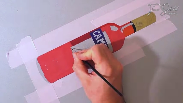 テープを貼って描く様子