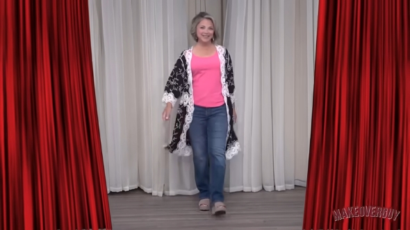 髪が短くなりメイクアップしてもらったシンディさん