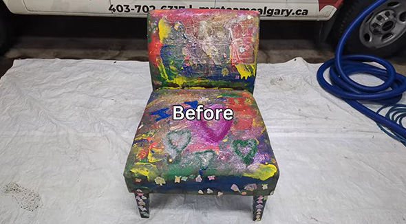 アート作品みたいなイス