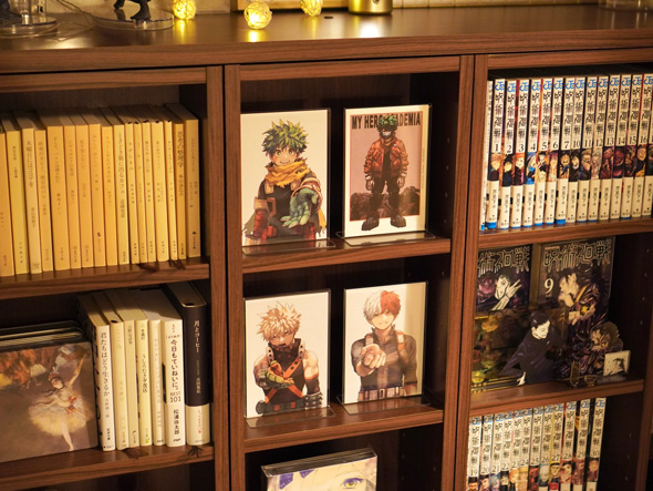 ダイソー T型 カードスタンド ポストカード ぴったり 飾る 使い方