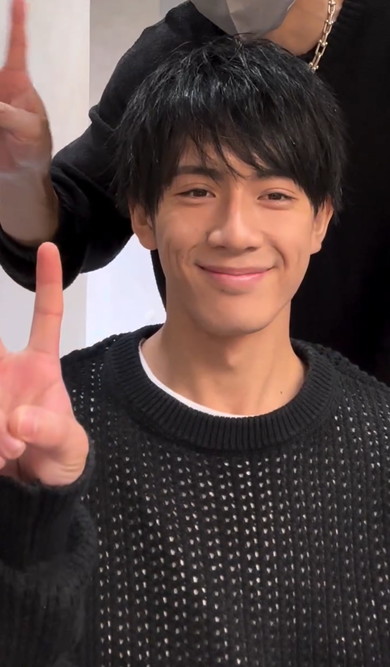 美容室にきた男性のイメチェン