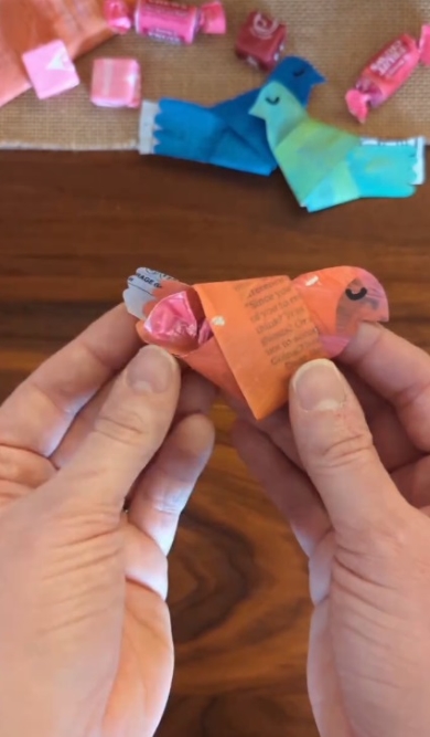 後ろから収納します