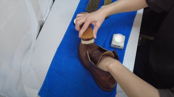 カビまみれのブーツを復元クリーニングしたら