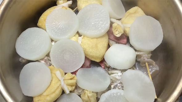 煮る前のおでん