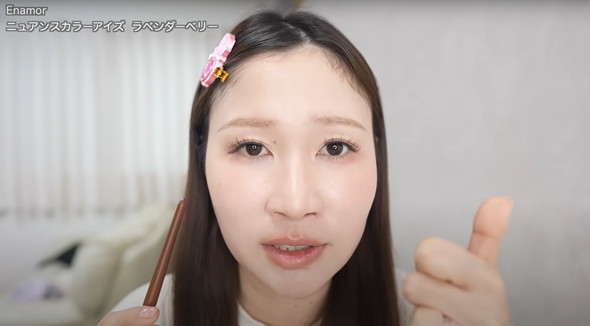 すっぴんからバレンタインメイク