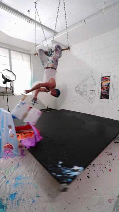 Callen Schaubのアクロバティックなアート