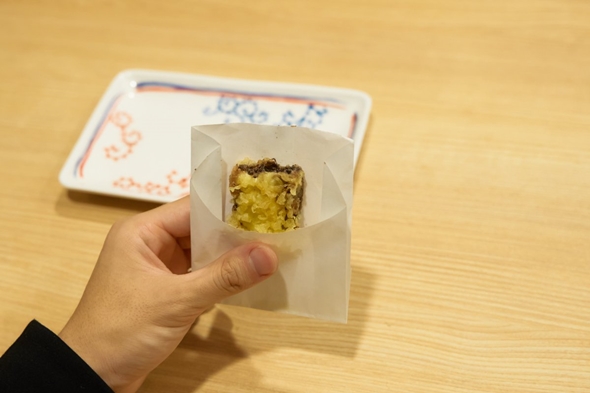 はなまるうどん、とんでもないものを揚げてしまう