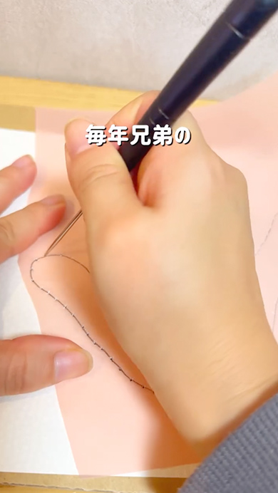 子どもの手形で作る紙刺繍アート