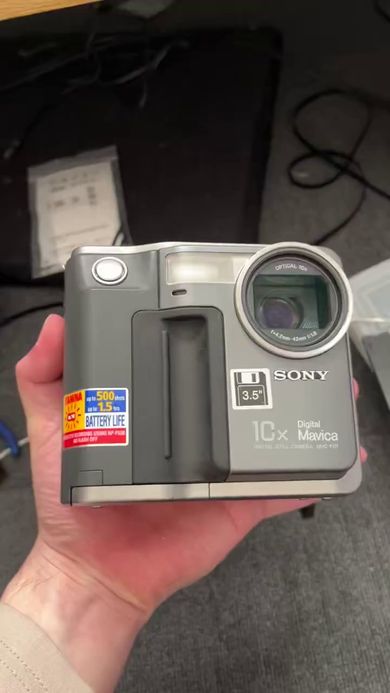 SONY MVC-FD7 デジタルカメラ フロッピーディスク 第四十弾 フロッピー！？こんなデジカメもあったのか！ | CIMA