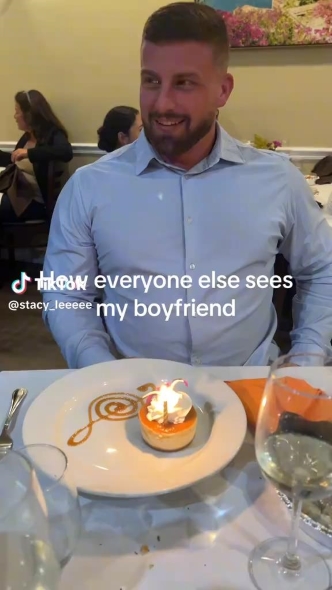 落ち着いた雰囲気の彼