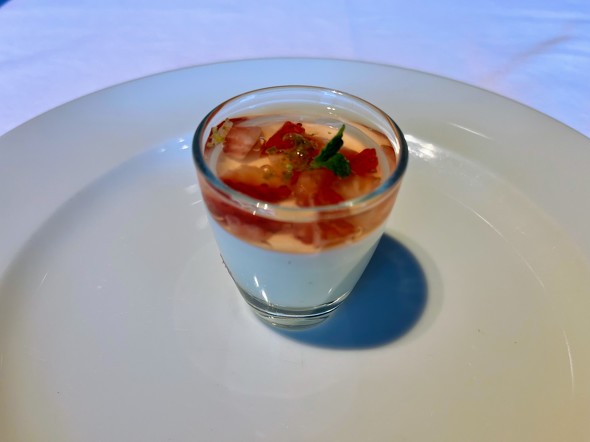 IL LUPINO PRIME パンナコッタ