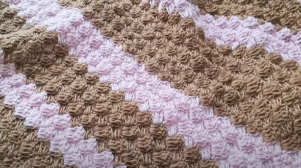 ダイソーのオトクなジャンボ毛糸で編んだ大作