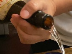 沖縄で1人飲みしていたら……