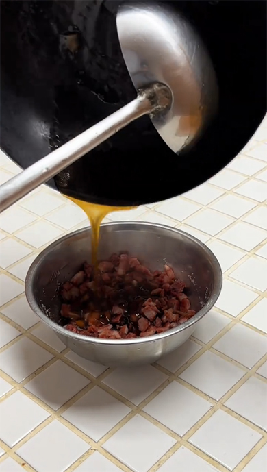 チャーシューまんを作る祖父