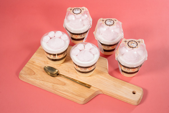 ファミリーマート ファミリ〜にゃ〜ト大作戦！ 肉球スイーツ