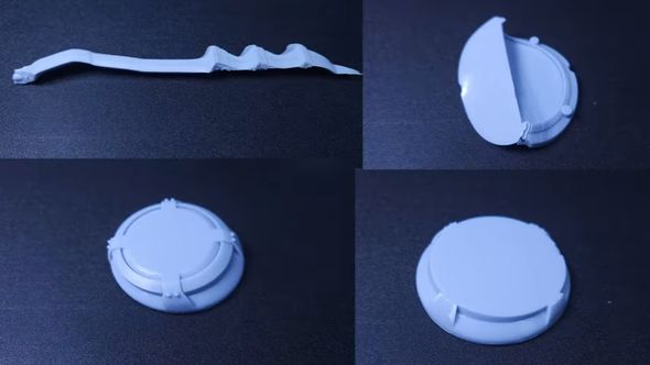 印刷に失敗したメタルキングの剣と盾のパーツ