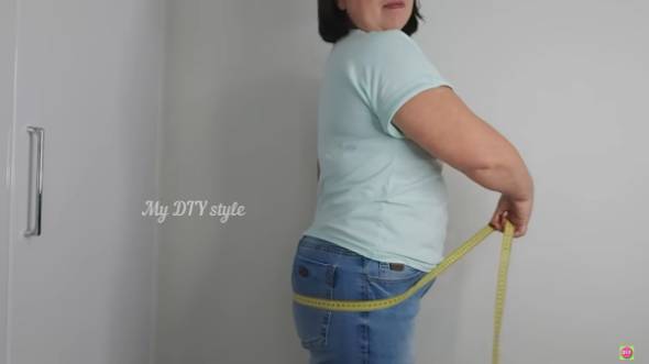 短いTシャツを長くリメイク