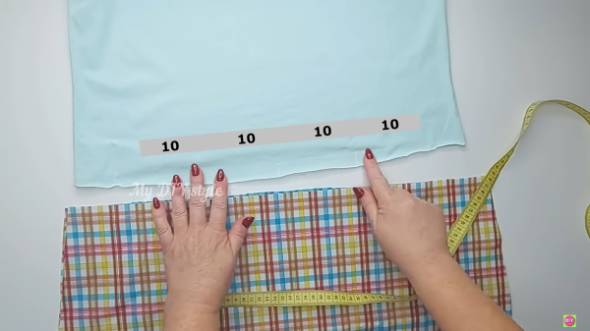 短いTシャツを長くリメイク