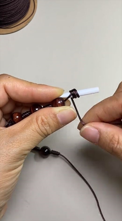 5分で作れる超簡単ビーズブレスレット