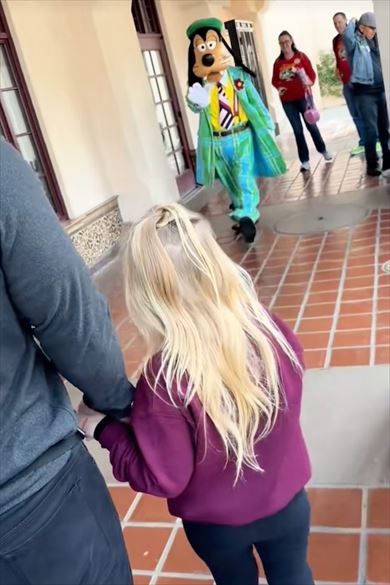 グーフィと女の子