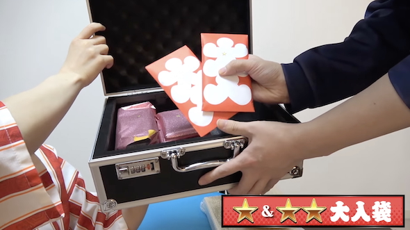 「デュエマ100万円福袋」アタッシェケース