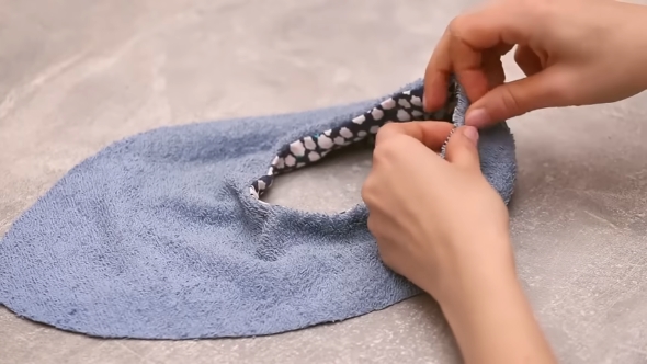 内側に好きな柄の布で補強