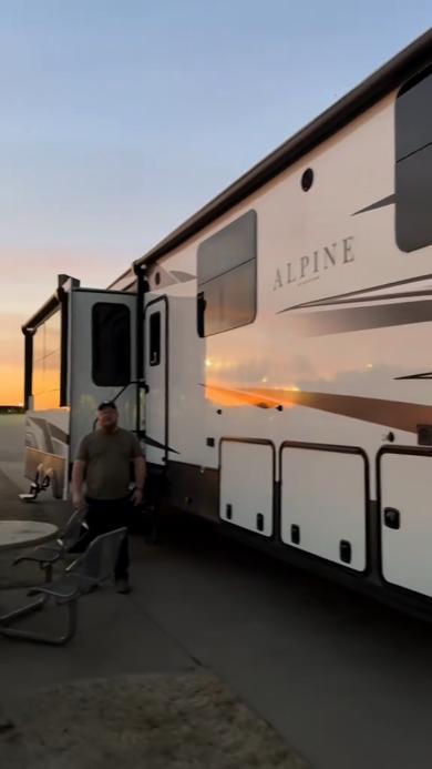 トレーラーハウスの外装