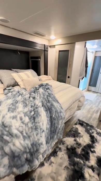 ふかふかそうなベッド