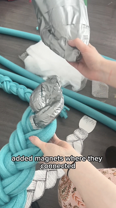 初音ミクコスプレの自作ウィッグに驚き