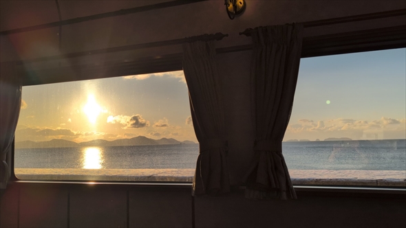 サロンカーなにわの車窓から見える絶景