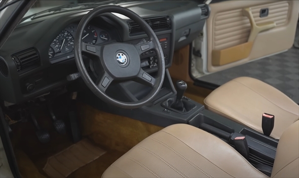 BMW30年ぶりの車掃除