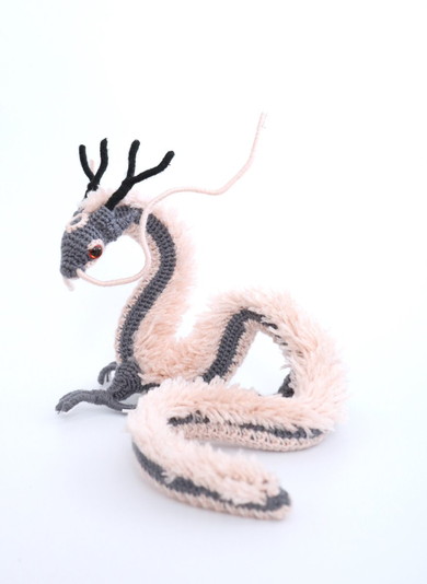 龍モチーフのあみぐるみ