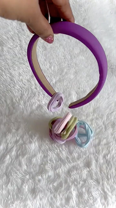 ヘアゴムで簡単カチューシャアレンジ