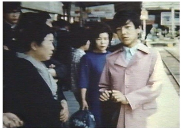 母親と上京する13歳の野口五郎