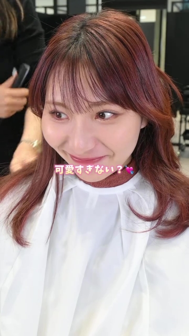 メイク後の女性