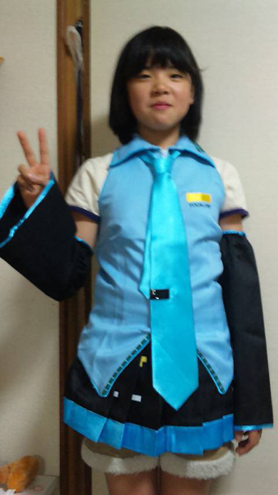 初音ミクになる夢をかなえたコスプレイヤー
