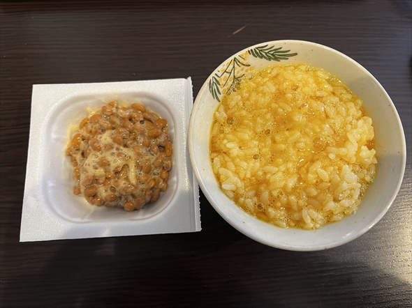 今日のお昼ごはんこれの人みんな友達