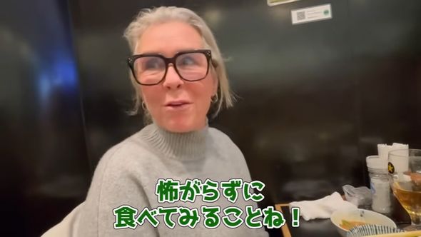 怖がらずに食べてみることが大事だと語るデンマーク人