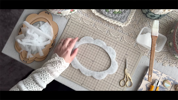 綿を貼り終わった